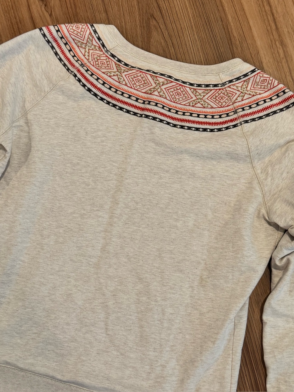 Lucky Brand Cream Sweatshirt Boho Southwest Tribal Aztec Folk Art Inspired Yoke - Picture 6 of 12